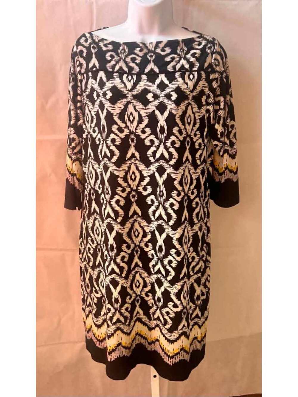 En Focus Studio 16 Black White Ikat 3/4 Sleeve Stretch Shift Dress